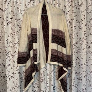 Women’s Cardigan Sweater
Size Large